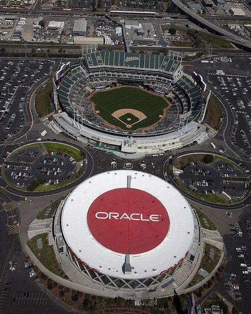 Oracle Stock Pick of the Week — Why Government Deals Could Spark a Post-Earnings Surge